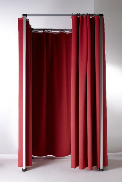 Curtain for mobile changing room